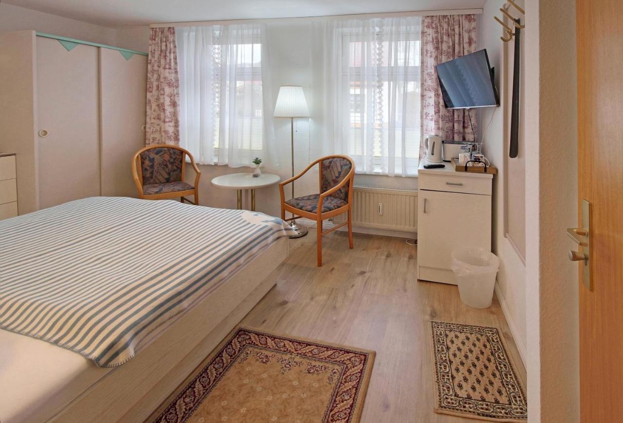 Ferienzimmer In Der Villa Ostseelilie ساسنيتز المظهر الخارجي الصورة