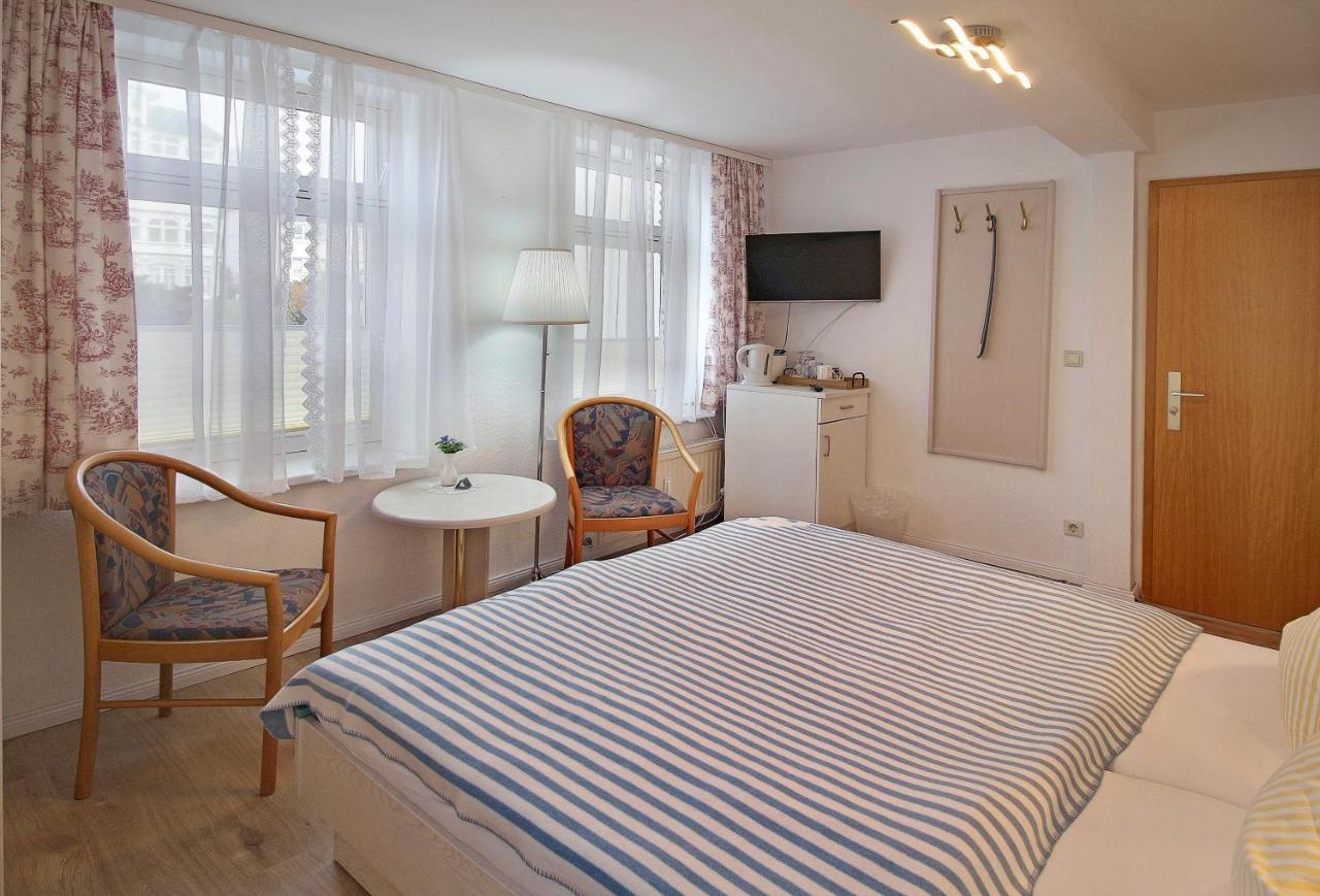 Ferienzimmer In Der Villa Ostseelilie ساسنيتز المظهر الخارجي الصورة